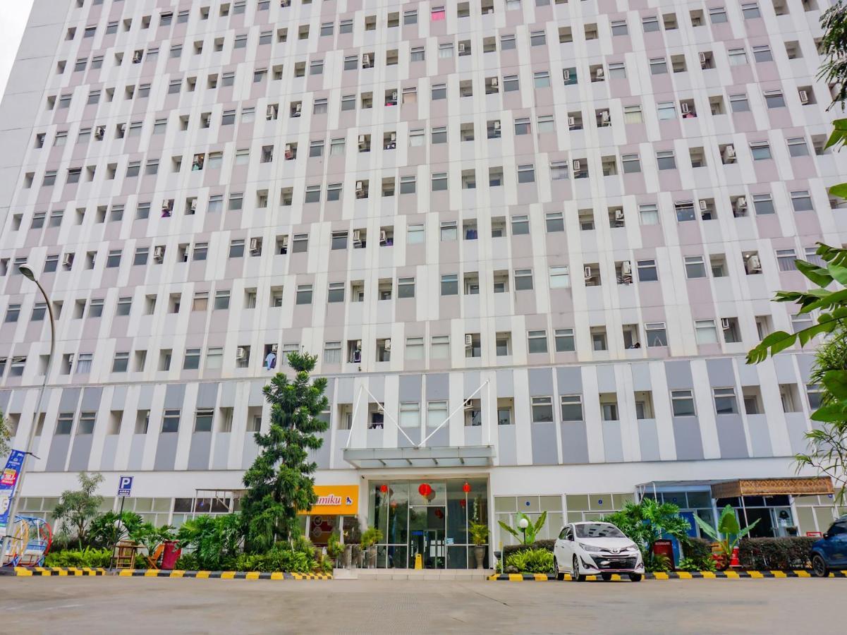 Oyo 90241 Sirooms Apartmen Gunung Putri Bogor Exterior photo